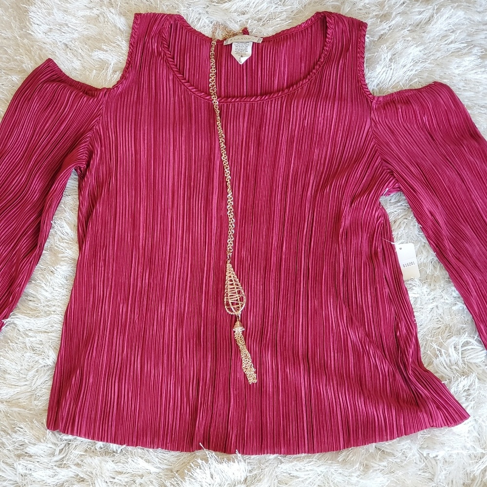 Women's Cold Shoulder top Burgundy 3/4 Sleeve